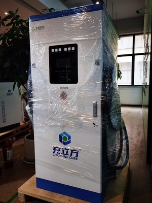 Un bon prix. 240 kW véhicule électrique à double canon GBT CCS DC Station de recharge haute puissance recharge rapide en ligne