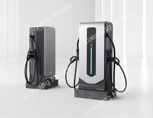 Piles de charge en courant continu de 120 kW Haute puissance compatible avec les normes nationales CCS2/CHAdeMO/GB 24 heures de fonctionnement et de maintenance