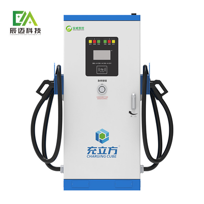 Un bon prix. Voltage d'entrée AC380V Station de recharge de véhicule électrique montée au sol 120kw Commercial en ligne