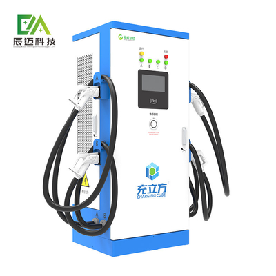 Un bon prix. Mckee 40KW/60KW/80KW pile de charge en courant continu intégrée multi-armes / quatre armes / pile de charge pour véhicules électriques en ligne