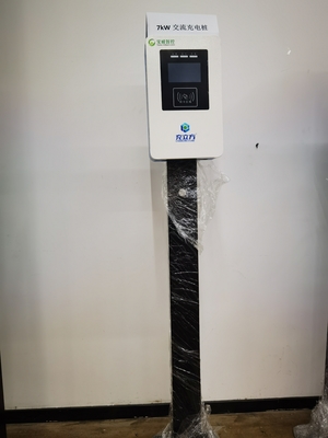 Un bon prix. 7KW Colonne bleu et blanc / type plancher pistolet unique Véhicule électrique pile de recharge AC en ligne
