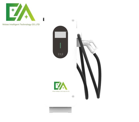 Une charge de 600 kW peut être utilisée pour 200 km de plancher commercial, pile de charge rapide à canon unique / super station de charge rapide en 3 minutes.