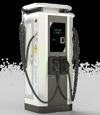 Chargeur rapide en courant continu de 80 kW pour les véhicules à énergie nouvelle Fournit une charge efficace et rapide pour les véhicules électriques, avec deux connecteurs à bras pivotant et un écran couleur de 10 pouces de haute luminosité