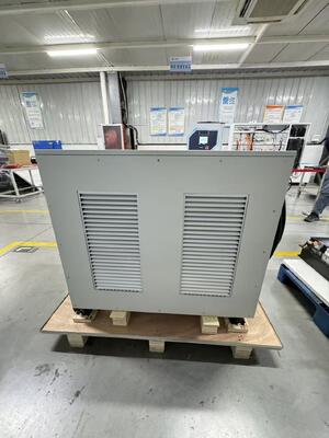 Un bon prix. Batterie externe mobile haute performance 90 kWh, chargeur CC 95 kW avec refroidissement liquide, câble de 7 m, écran tactile 7 pouces IP54 pour pistolets de recharge CCS1 CCS2 CHAdeMO GBT Tesla En ligne